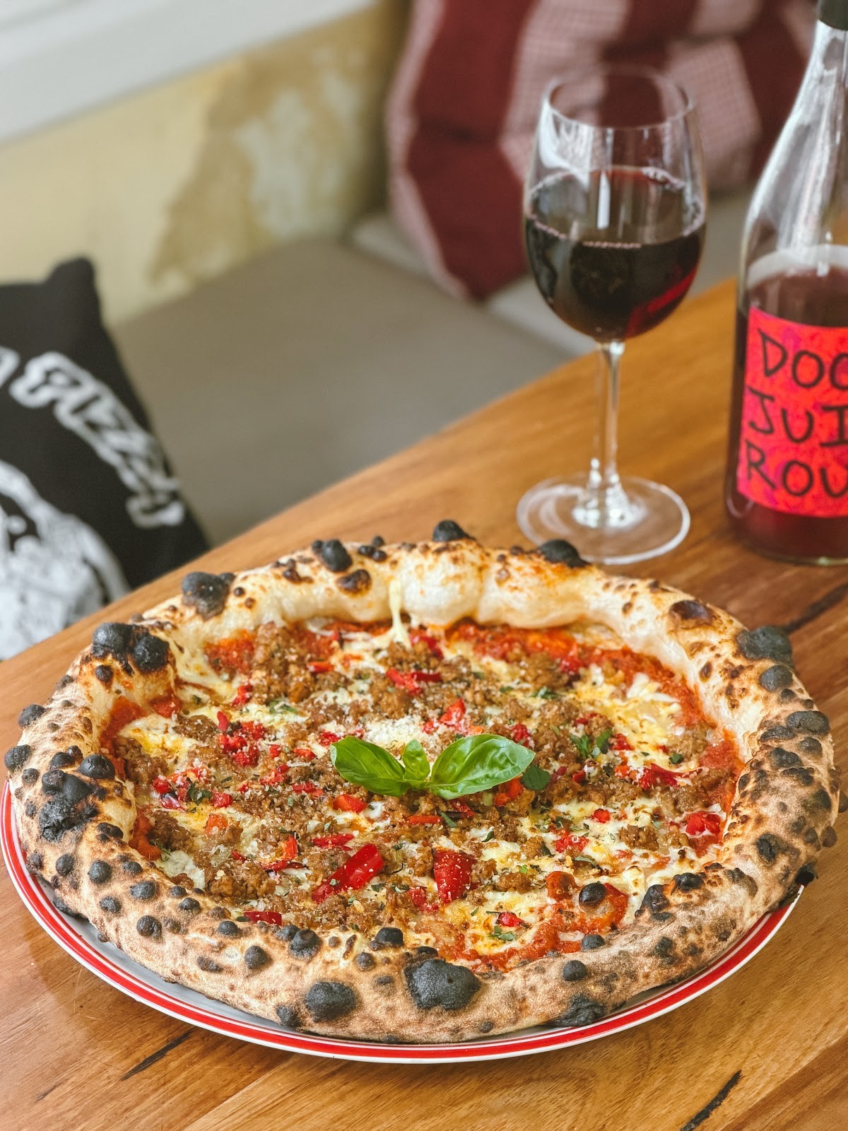 Red Sparrow Pizza: food & drinks