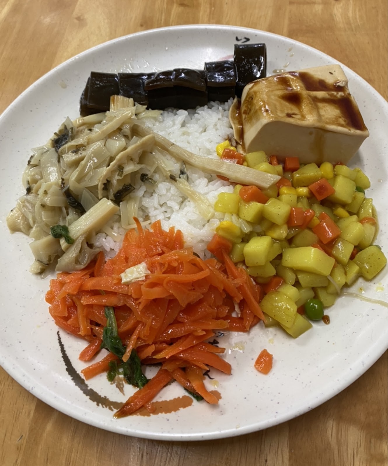 Jubilee Garden Vegetarian: food & drinks