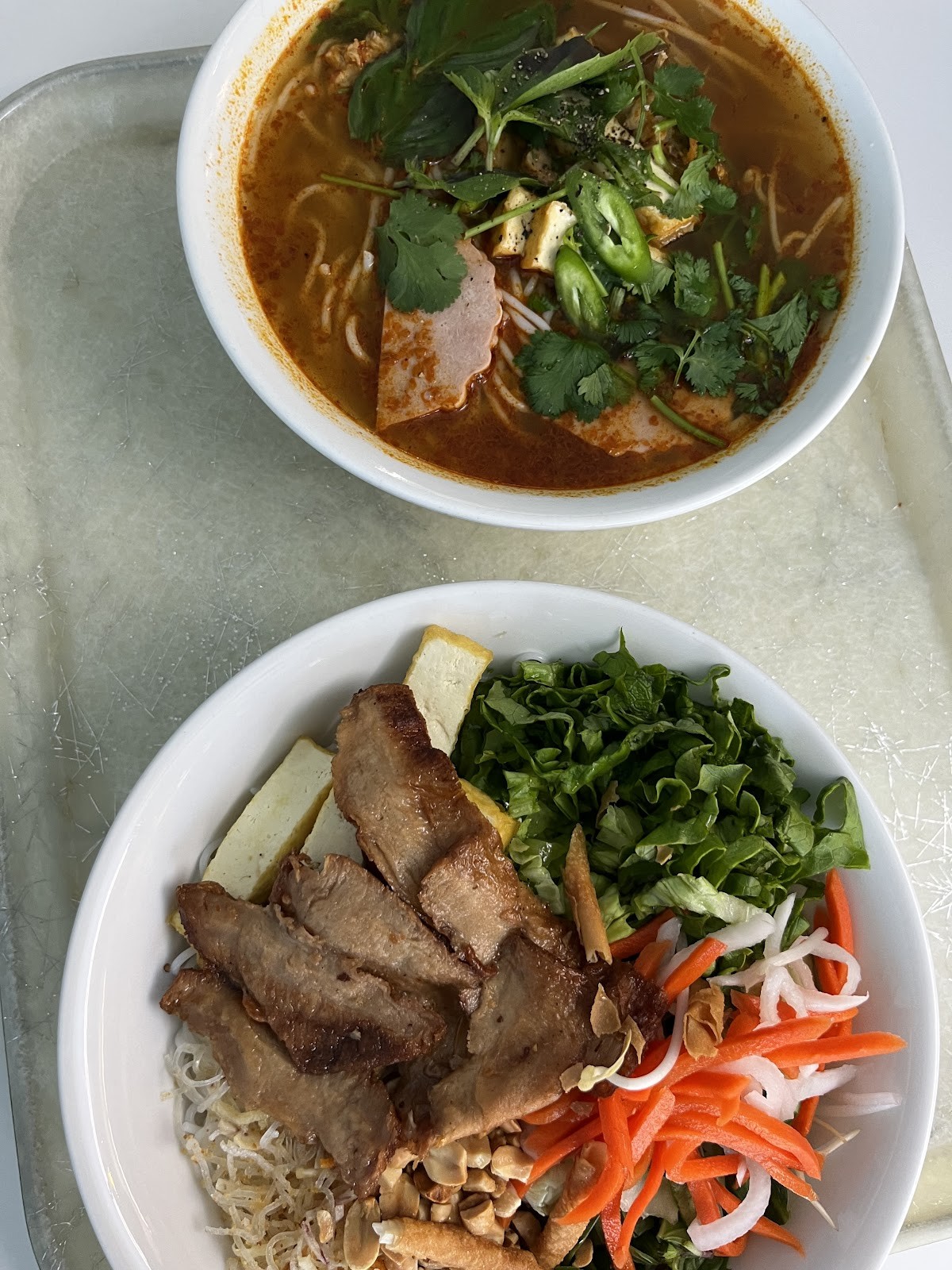 Dharma Garden Veggie Deli: food & drinks