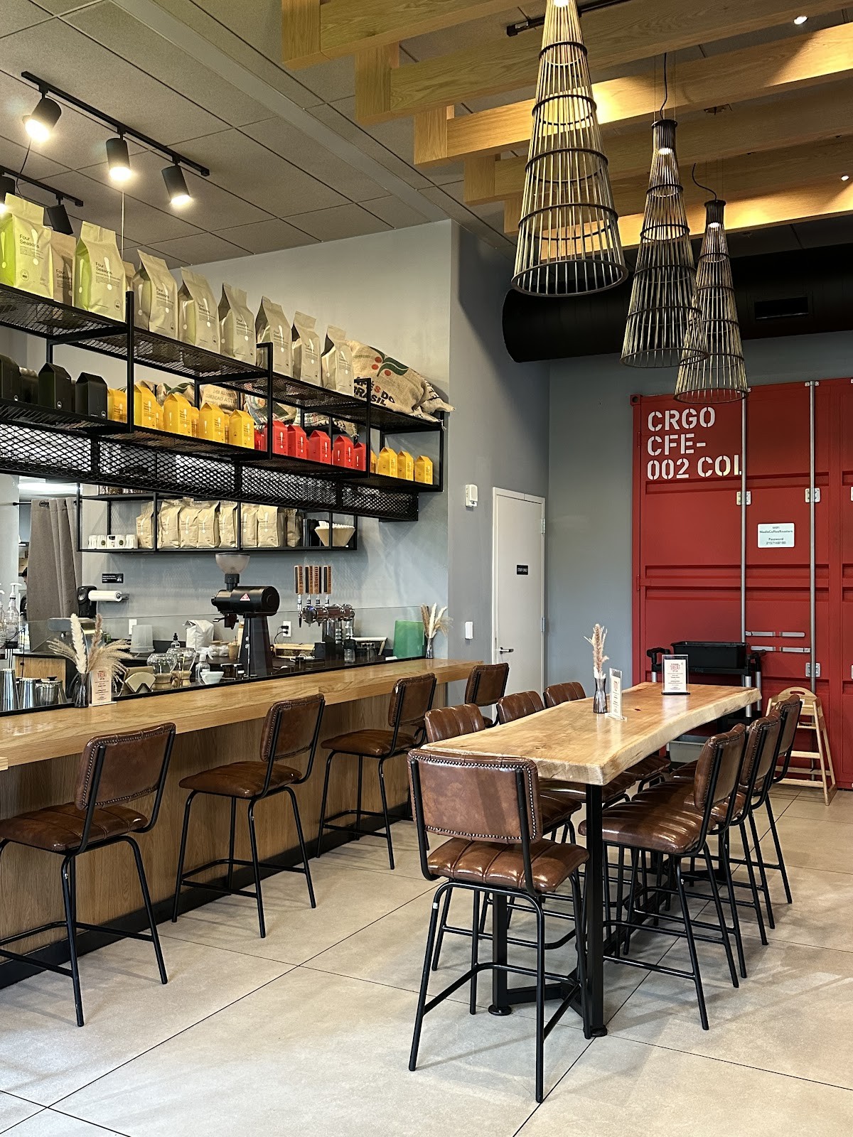 Madis Coffee Roasters: the place