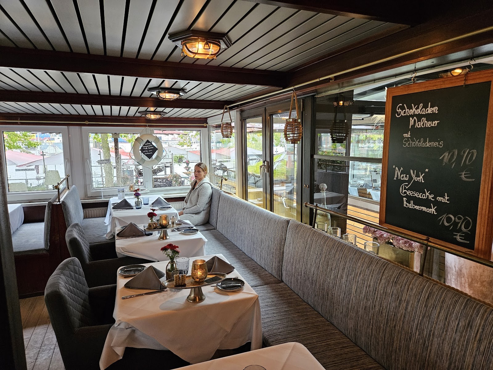 Hoppe’s Restaurant: the place