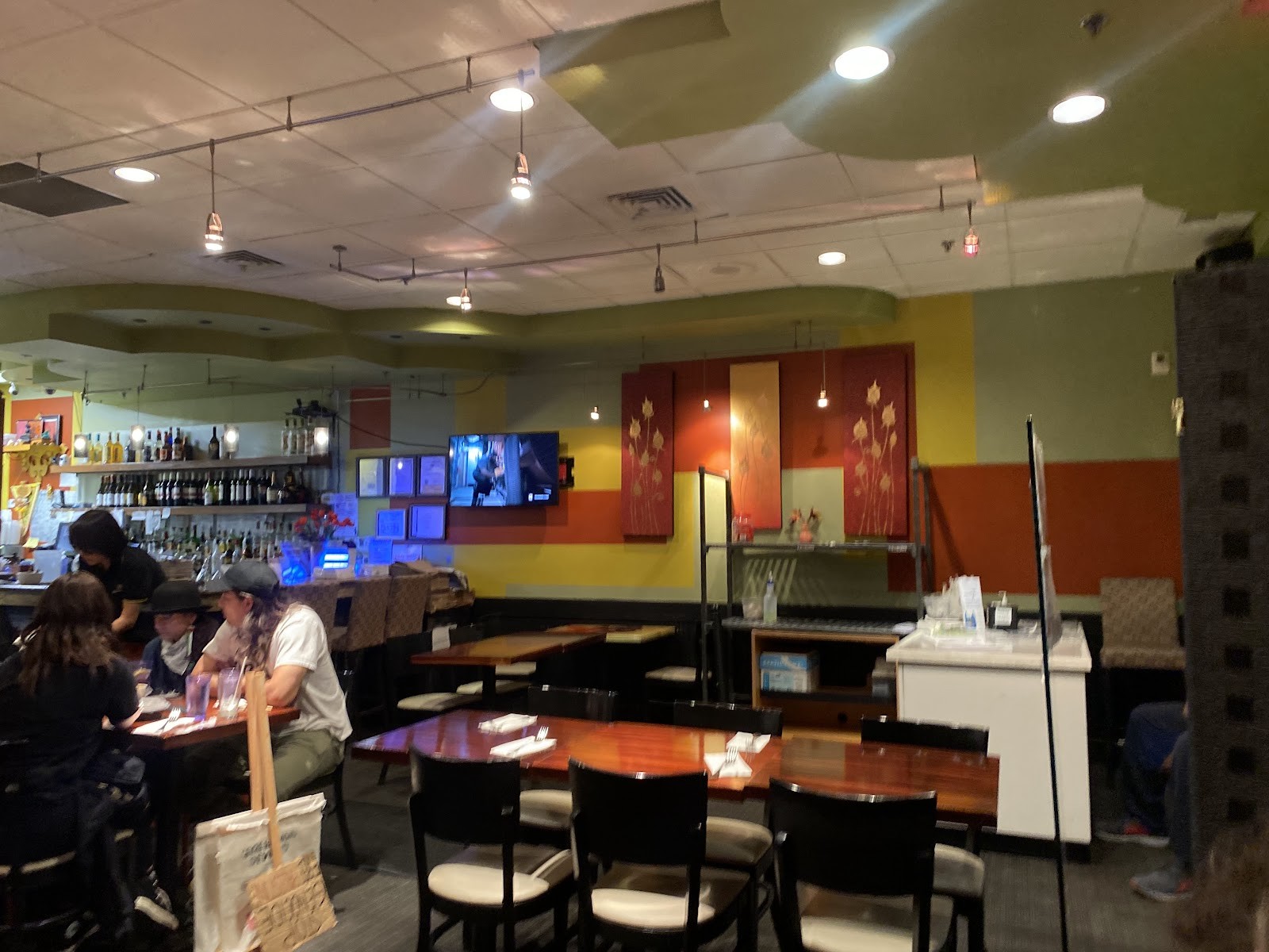 Paragon Thai Restaurant: the place