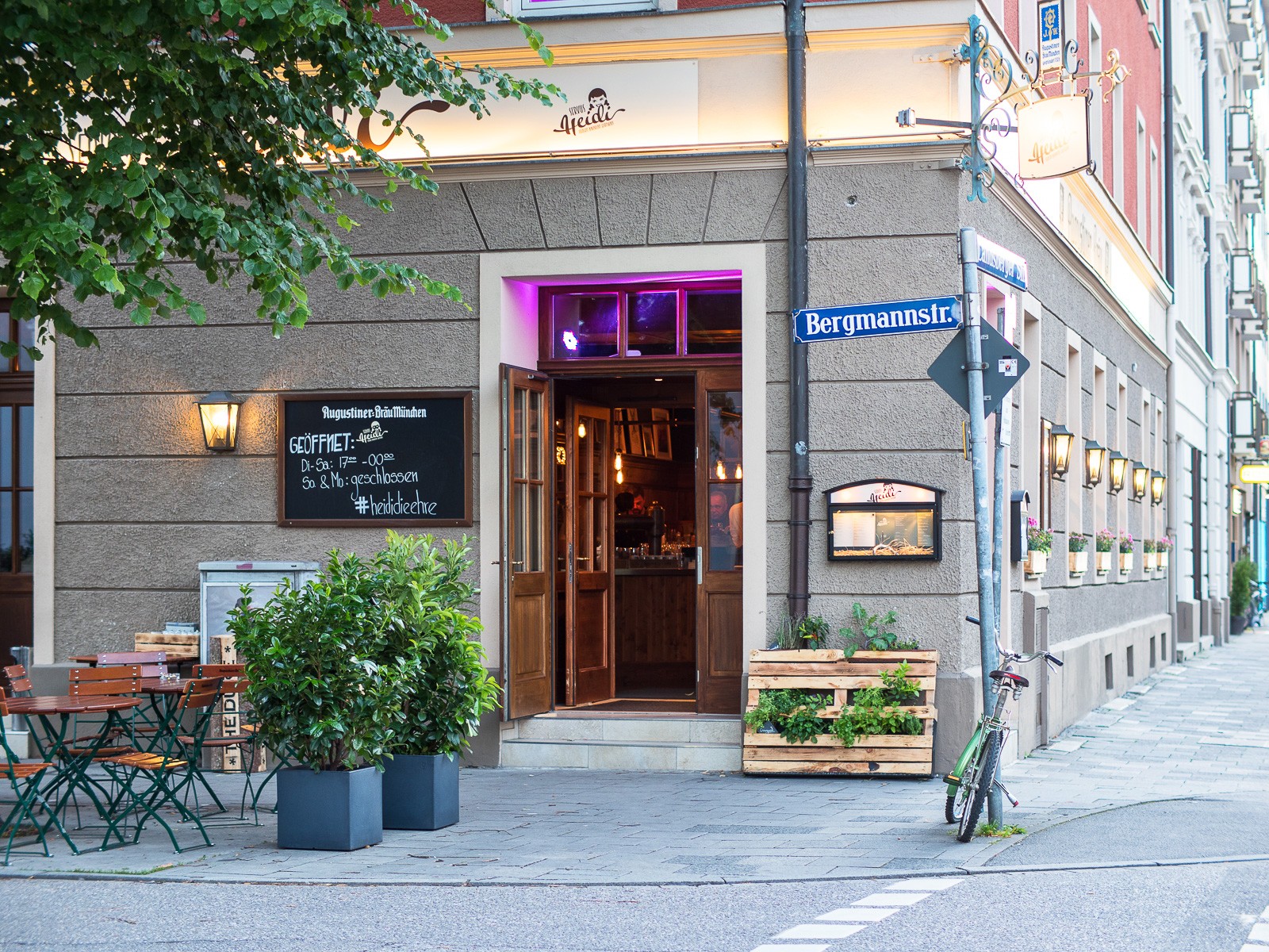 Servus Heidi: the place