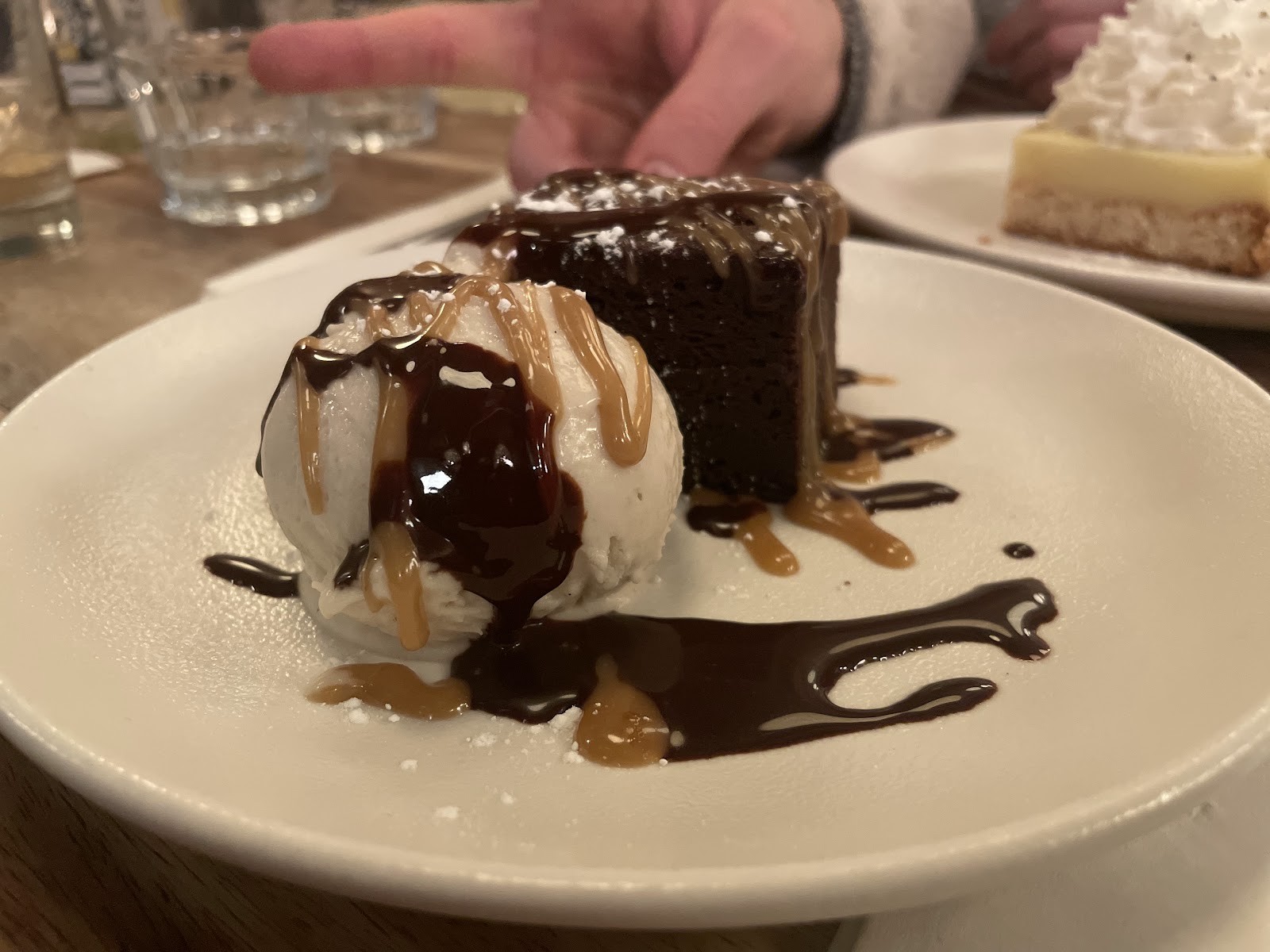Lola Rosa Place-des-Arts: food & drinks