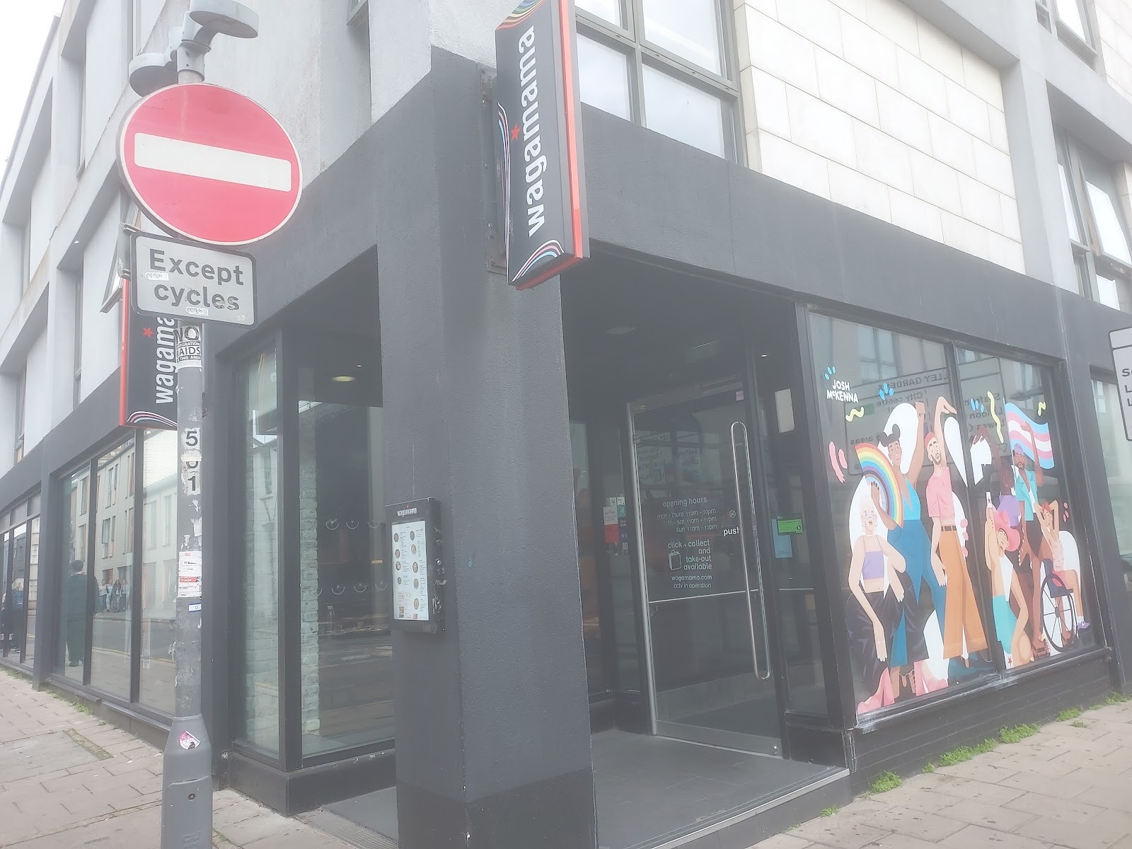 wagamama brighton central: the place