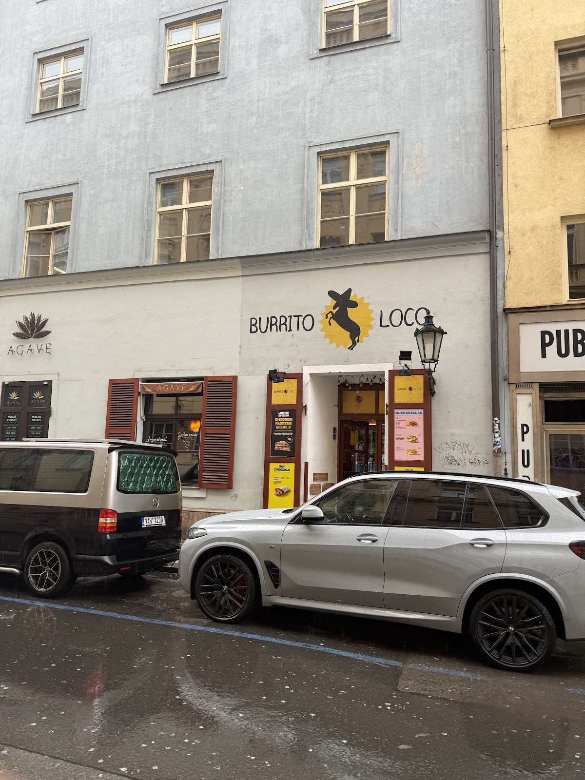 Burrito Loco: the place
