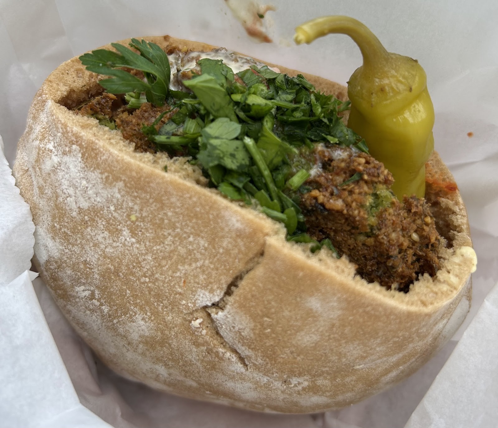 Falafel +: food & drinks