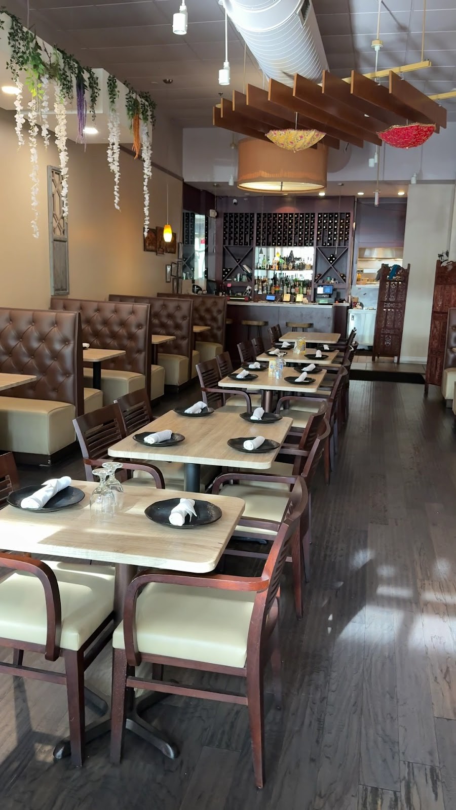 NaanWise Indian Cuisine: the place
