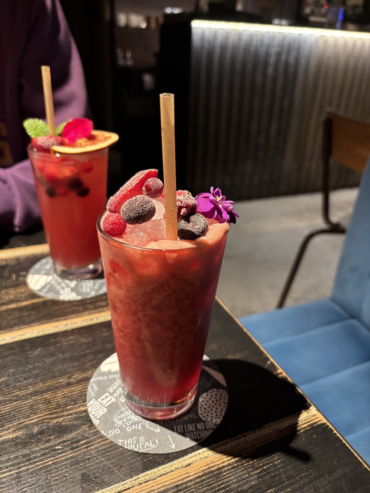 Vrutal | Vegan Burger Poblenou: food & drinks