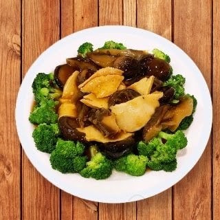 Tian Ci Vegan (Takeaway only): food & drinks