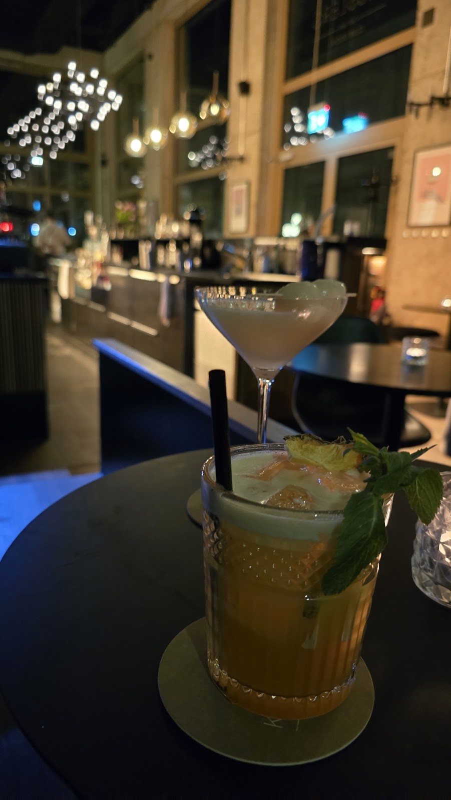 Kesslers Club Social: food & drinks