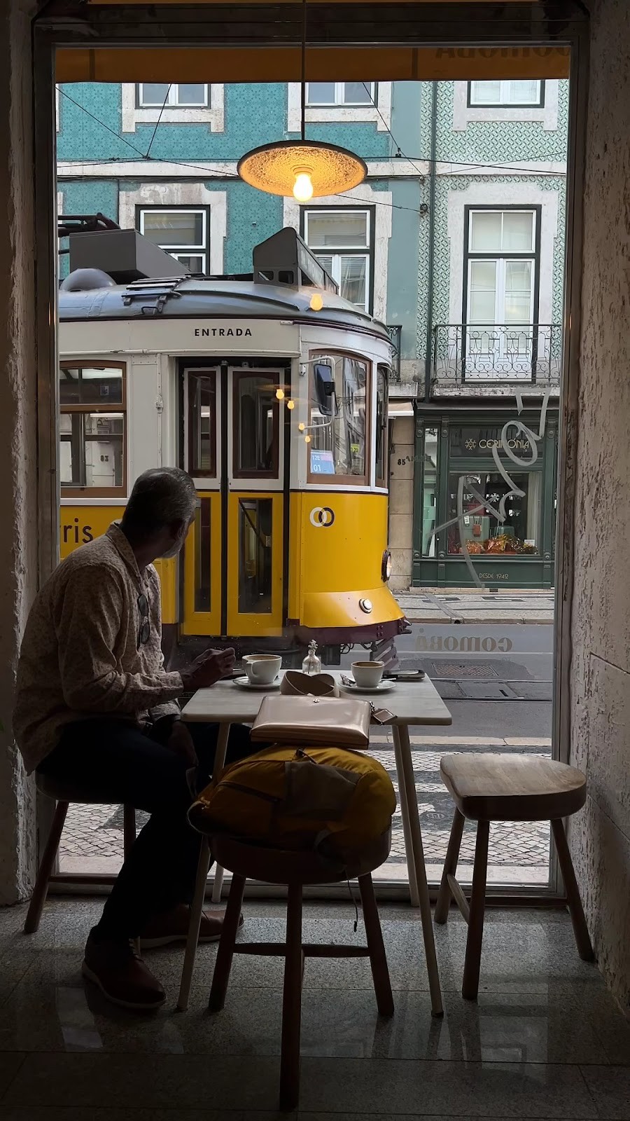 COMOBÅ To Go: the place
