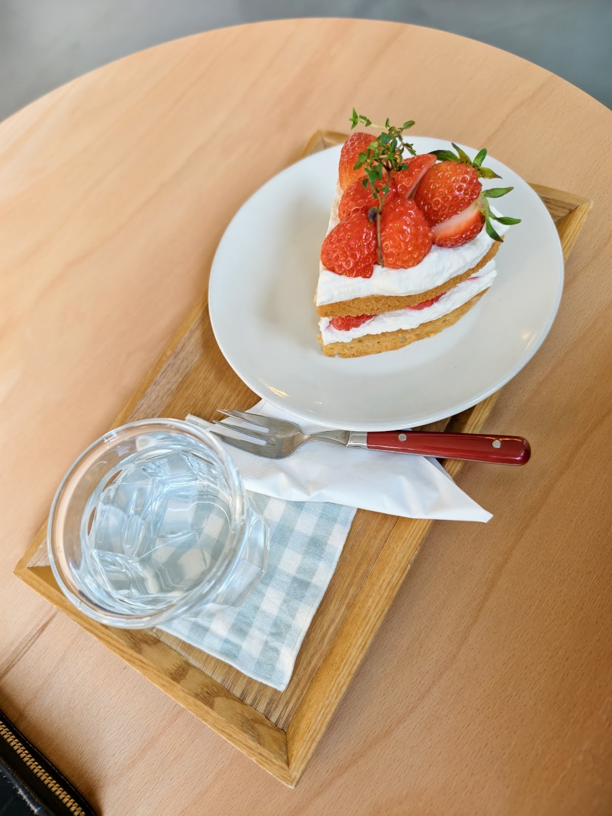 Forepeak Bakery: food & drinks