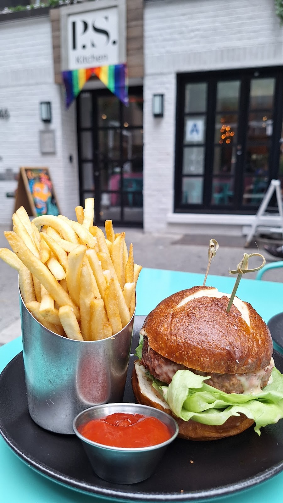 P.S. Kitchen: food & drinks