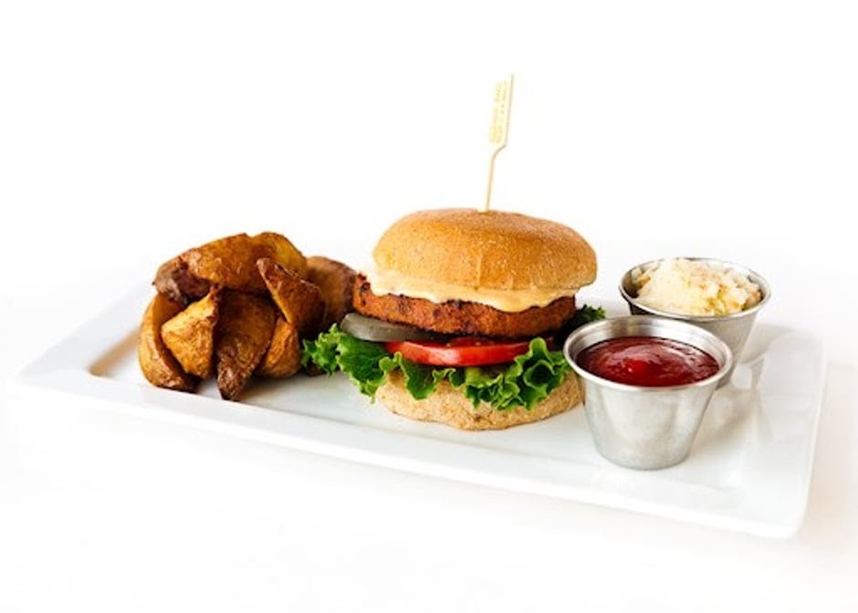 Aux Vivres Westmount: food & drinks