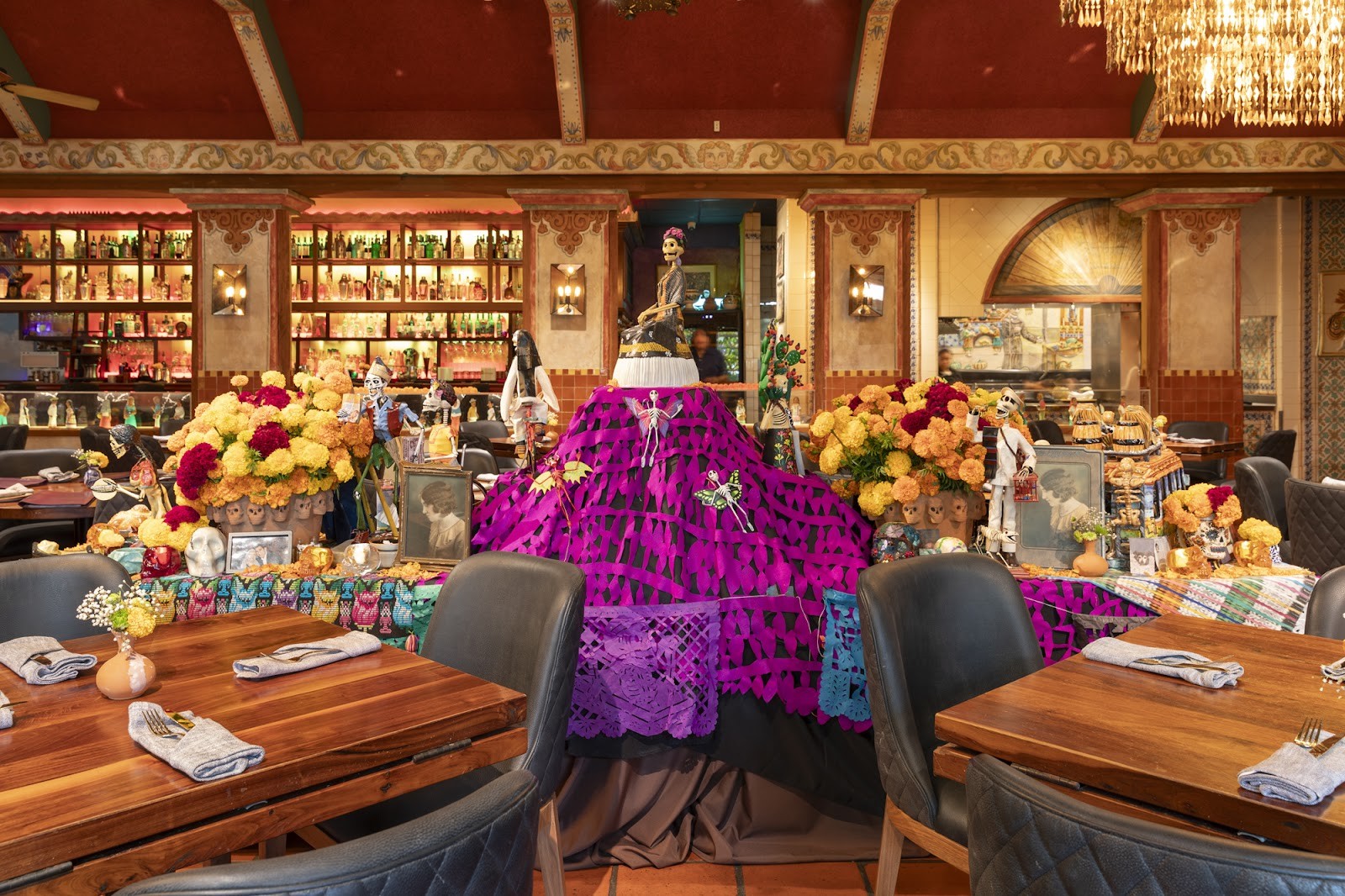 Fonda San Miguel: the place