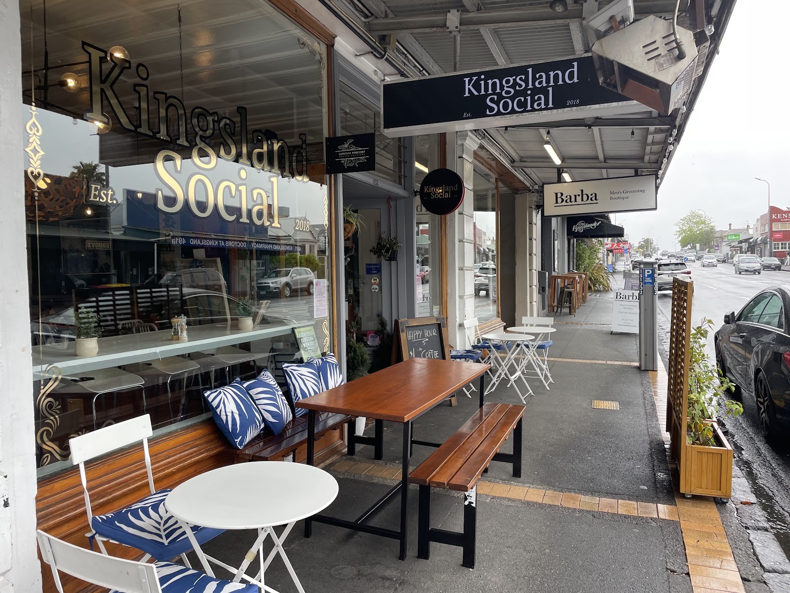 Kingsland Social: the place