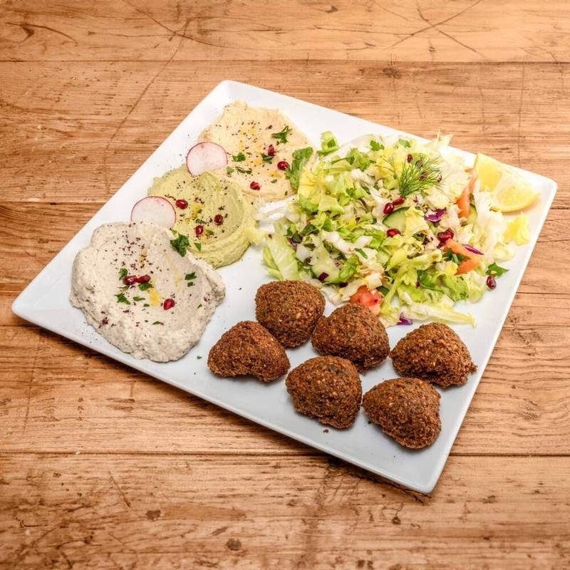 Santo Falafel: food & drinks
