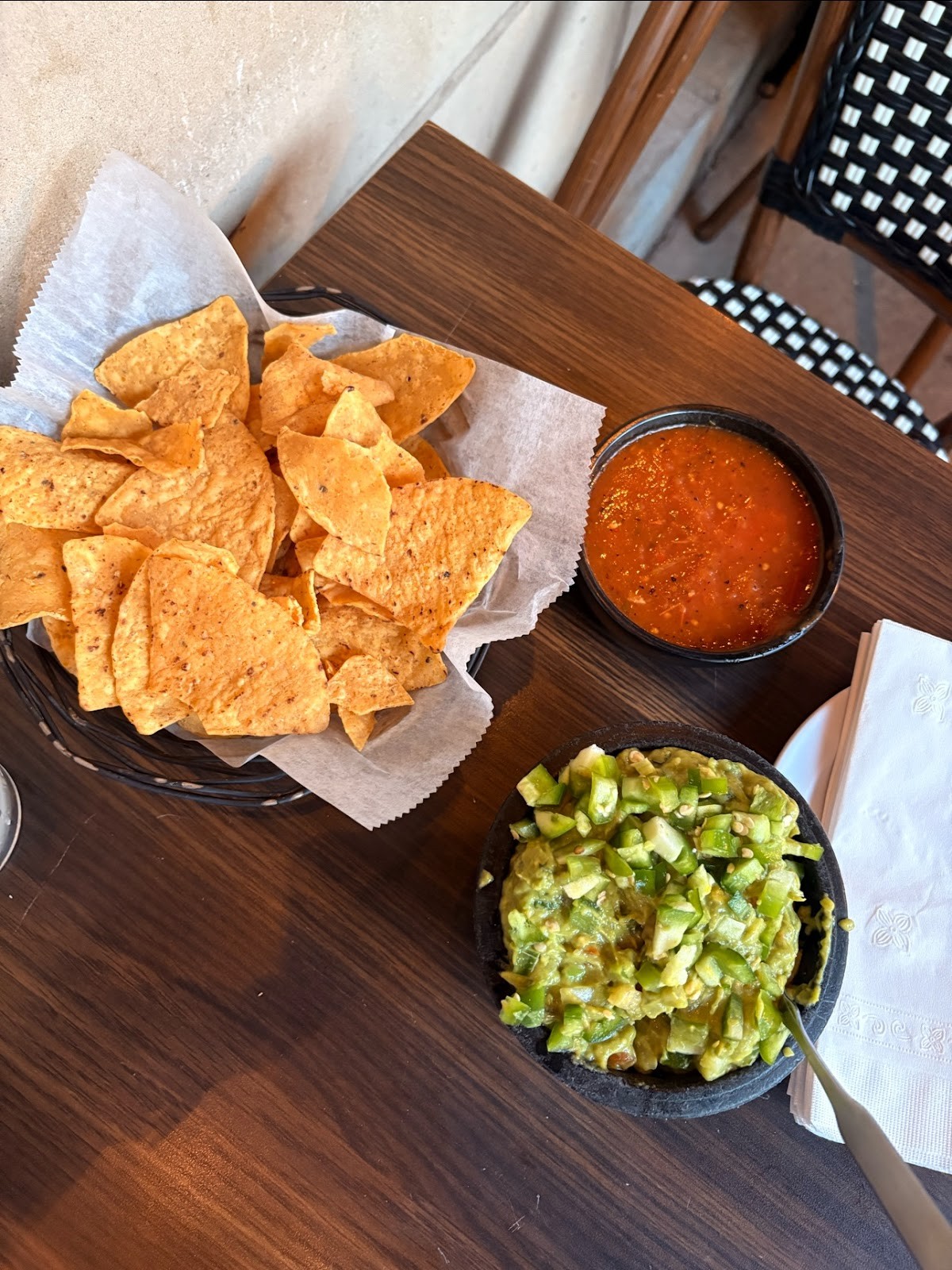 La Cantina Grill: food & drinks