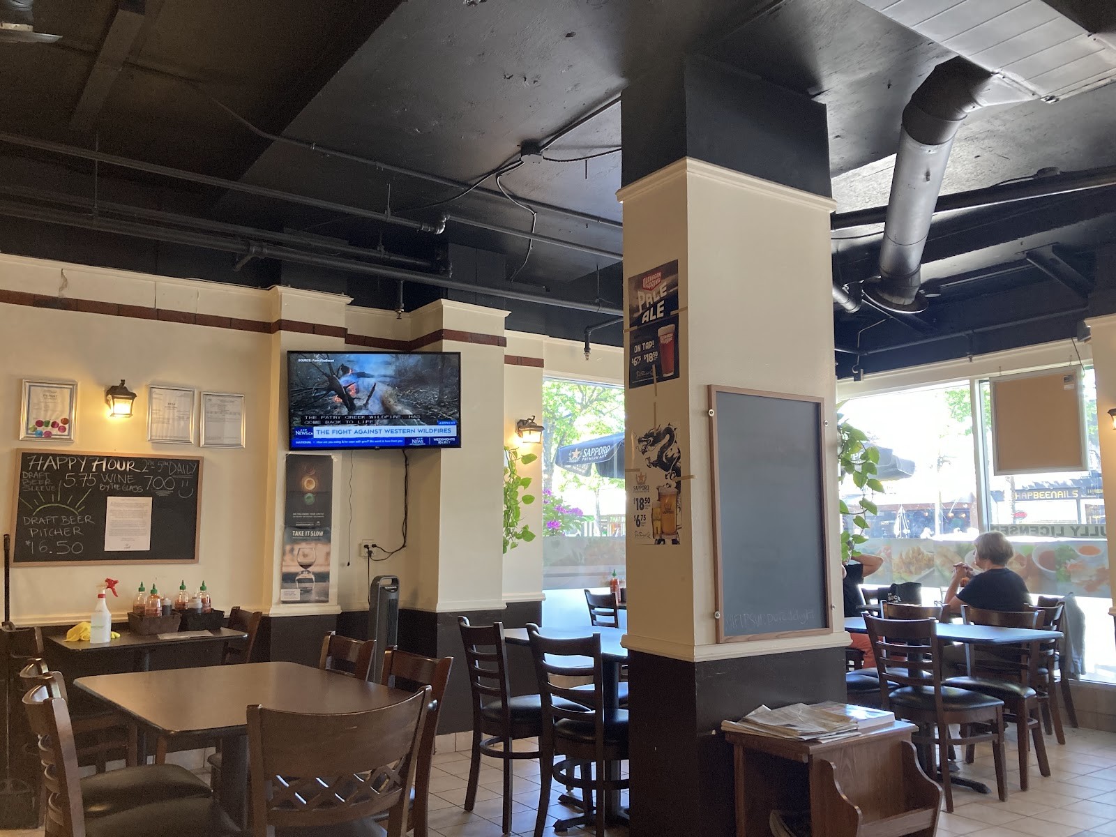 Pure Delight Café: the place