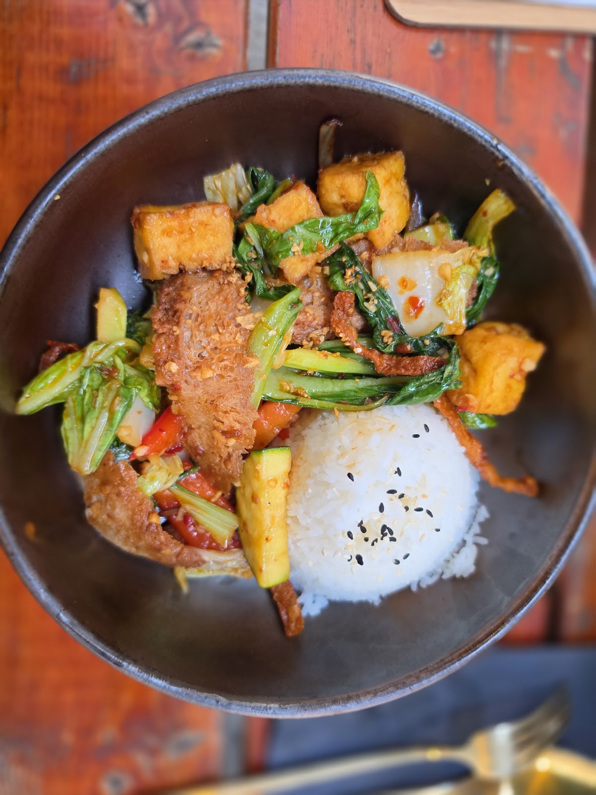 OUAI - Simply Vegan: food & drinks