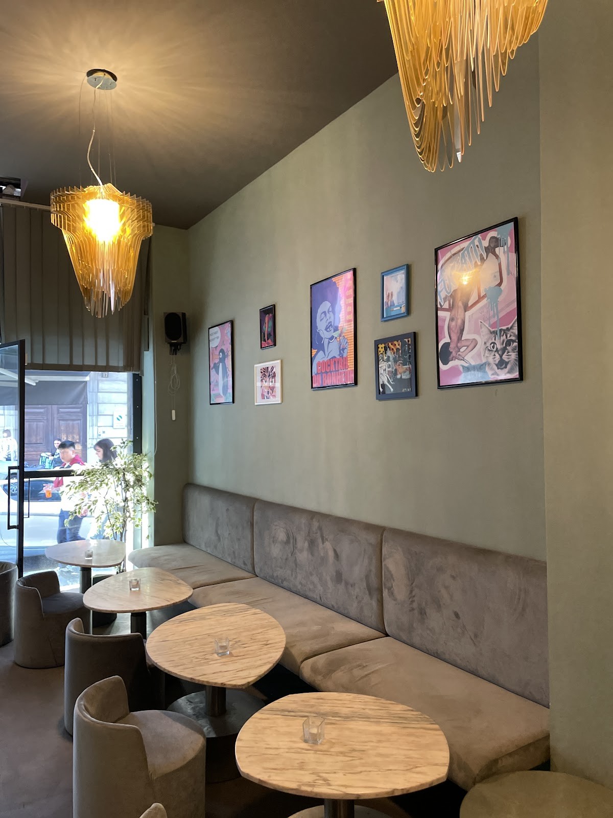 Frèro Bar: the place