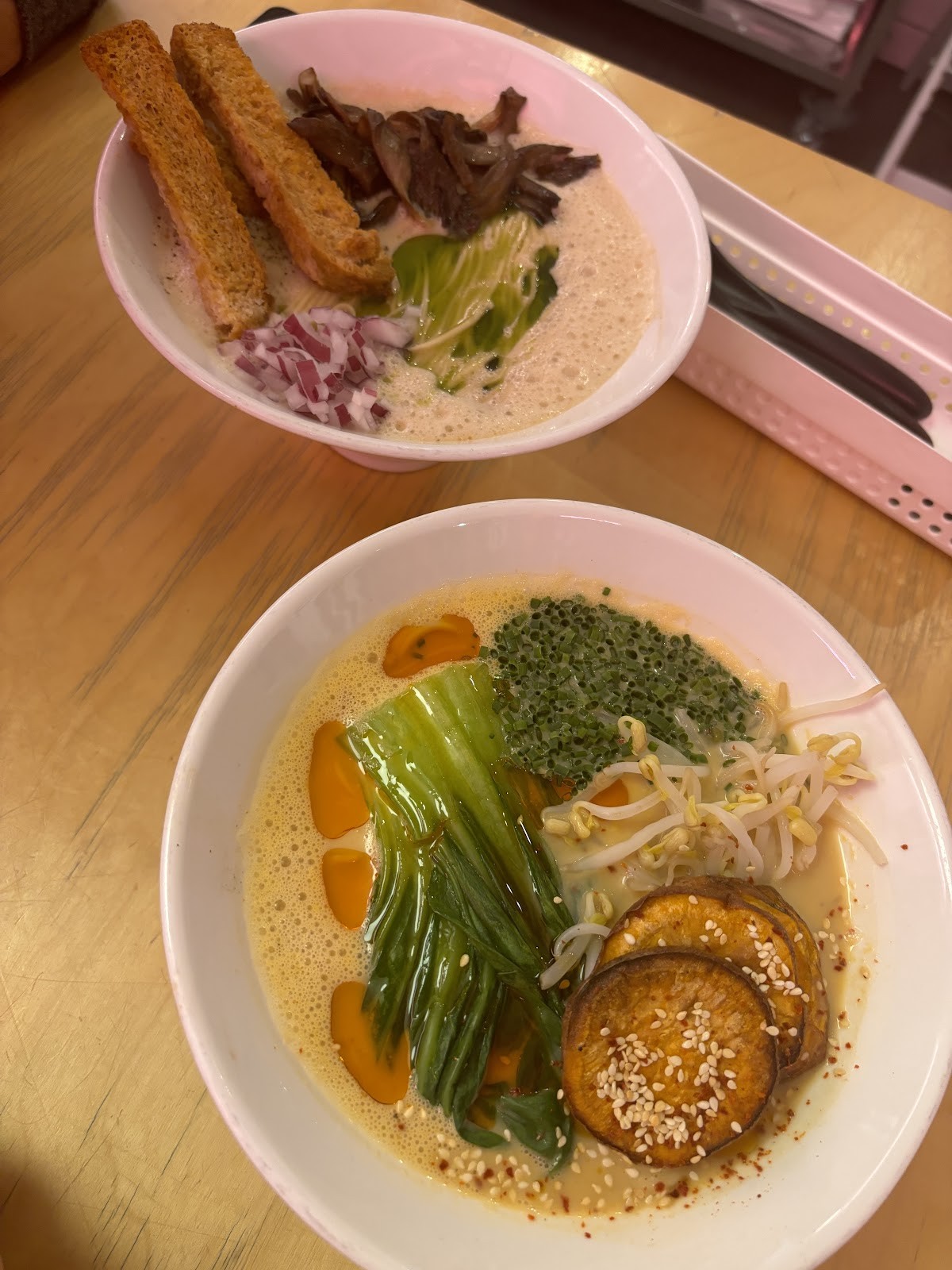 Vegan Ramen Shop Mokotów: food & drinks