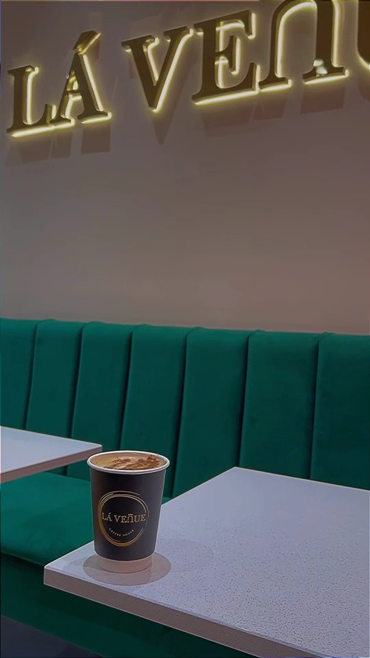La Venue Coffee House: the place
