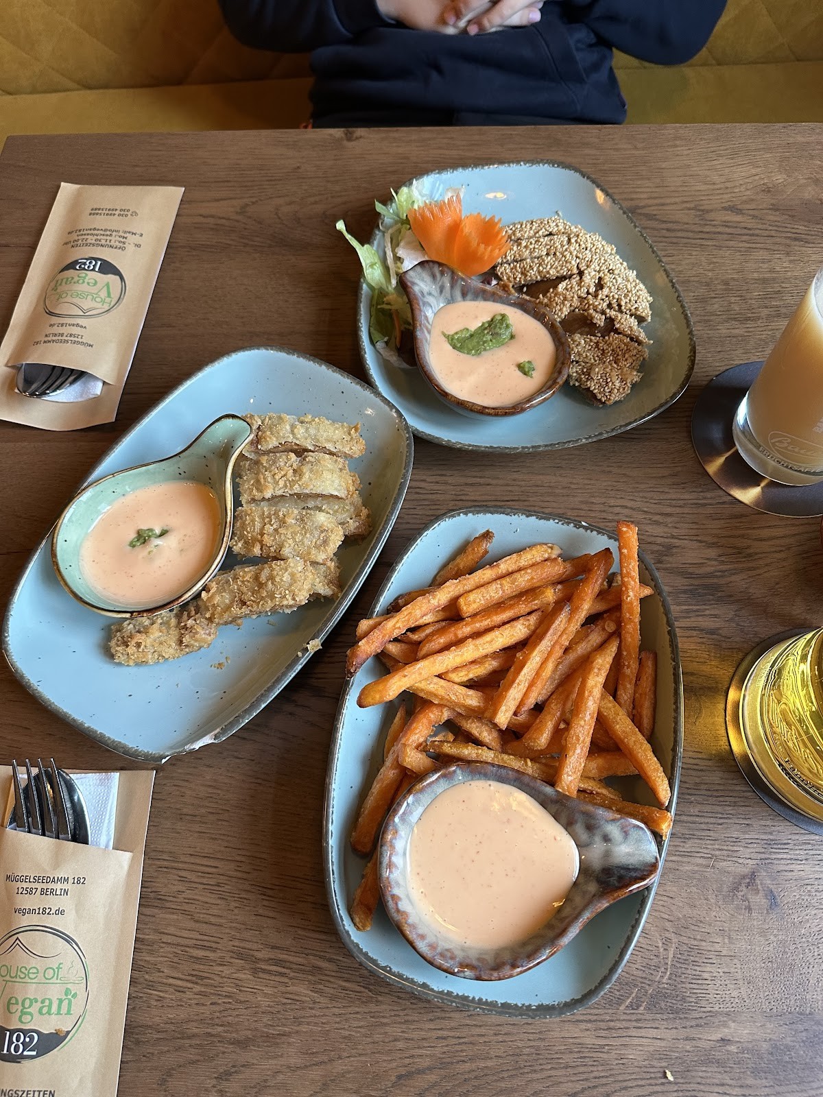 House of vegan 182: food & drinks