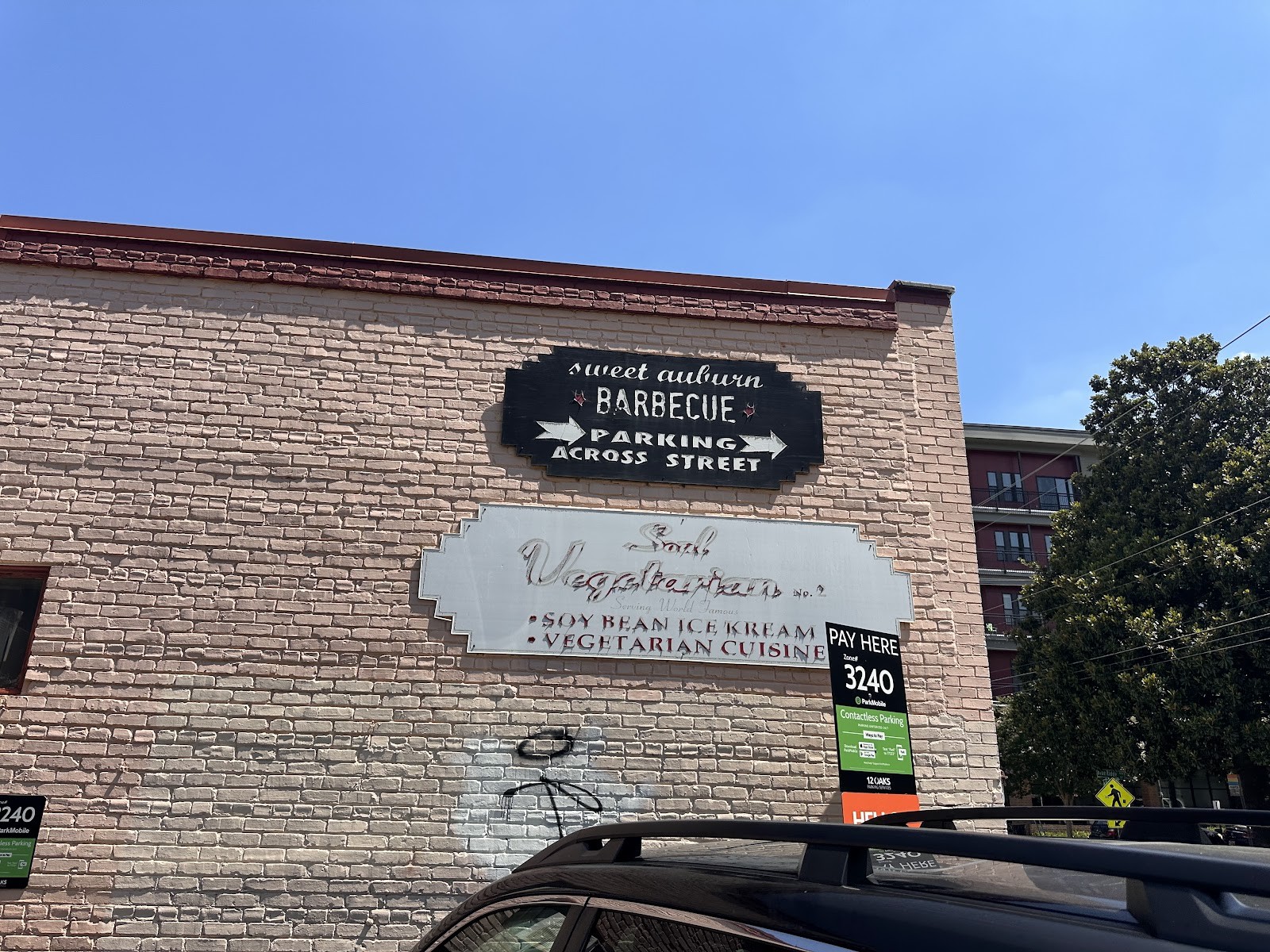Soul Vegetarian No. 2: the place