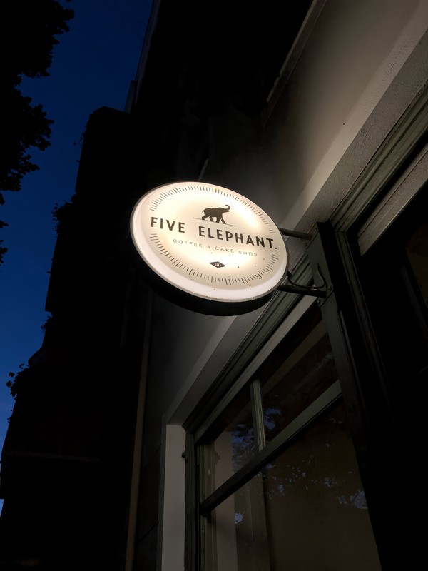 Five Elephant Kreuzberg: photo 4
