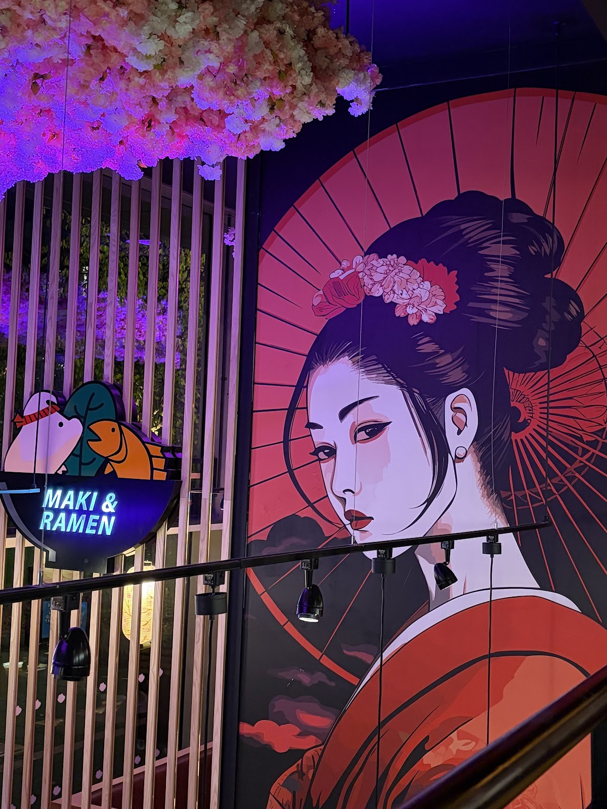 Maki & Ramen: the place