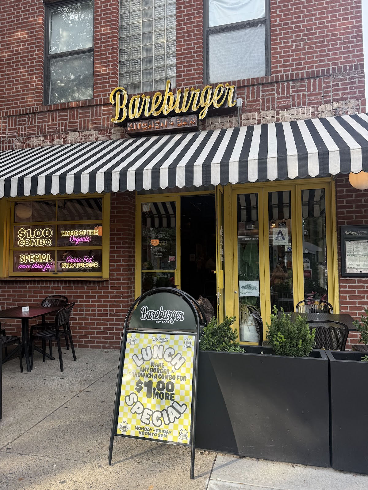 Bareburger: the place