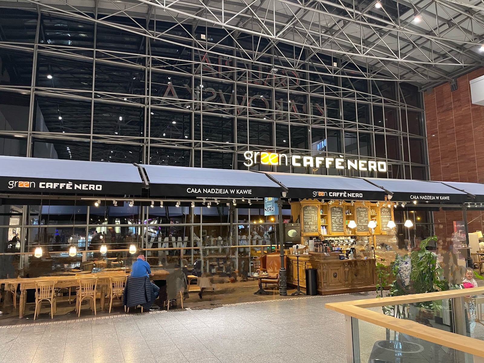 Green Caffe Nero: the place