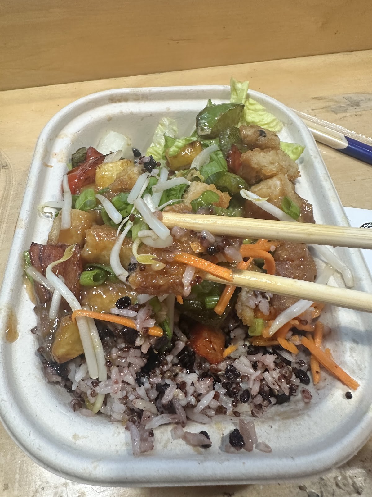 Pow Pow: food & drinks
