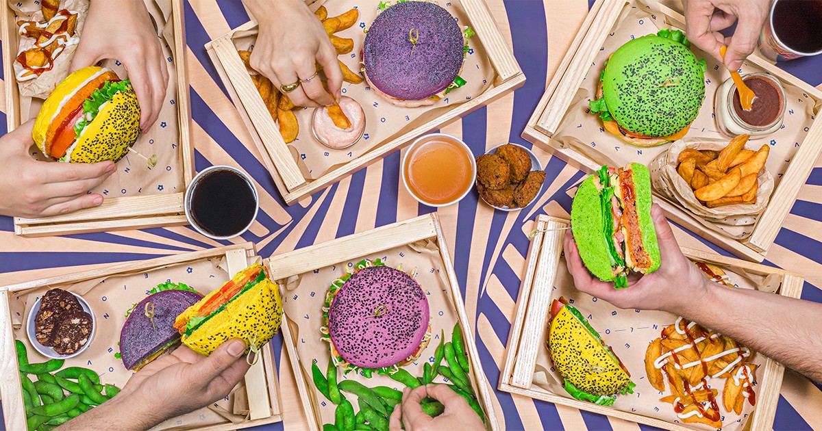 Flower Burger: food & drinks