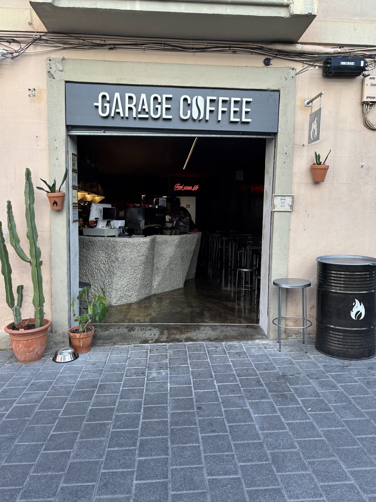 Garage Coffee: the place