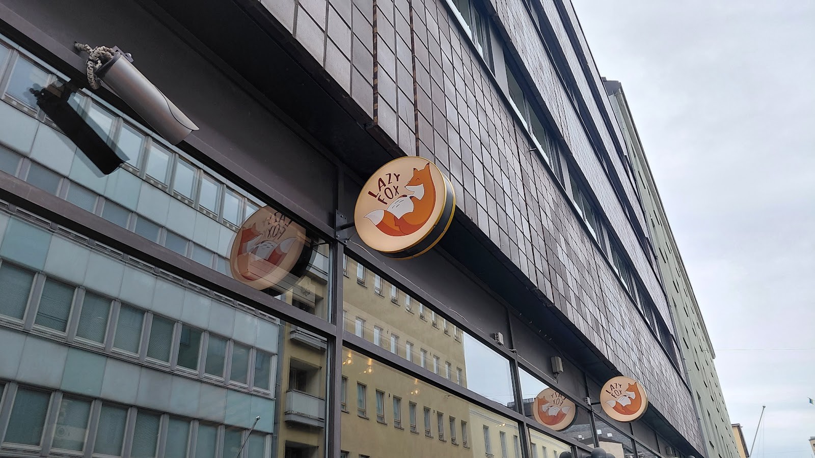 Lazy Fox Kamppi: the place