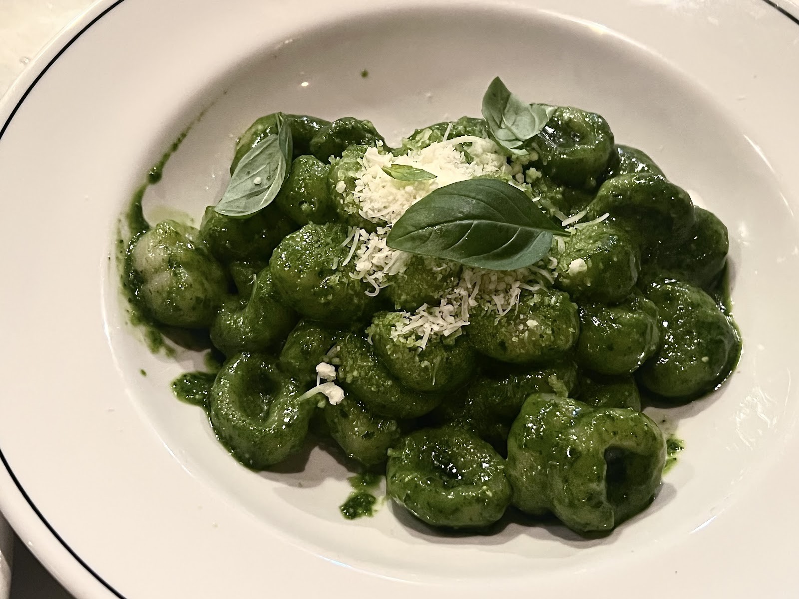 Gigi Pizzeria: food & drinks