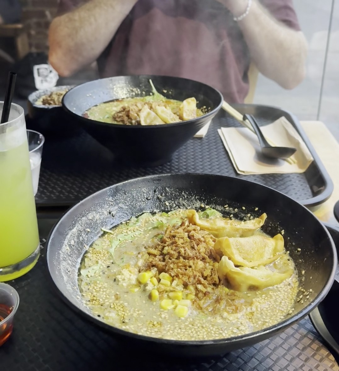 Redwhite Boneless Ramen: food & drinks