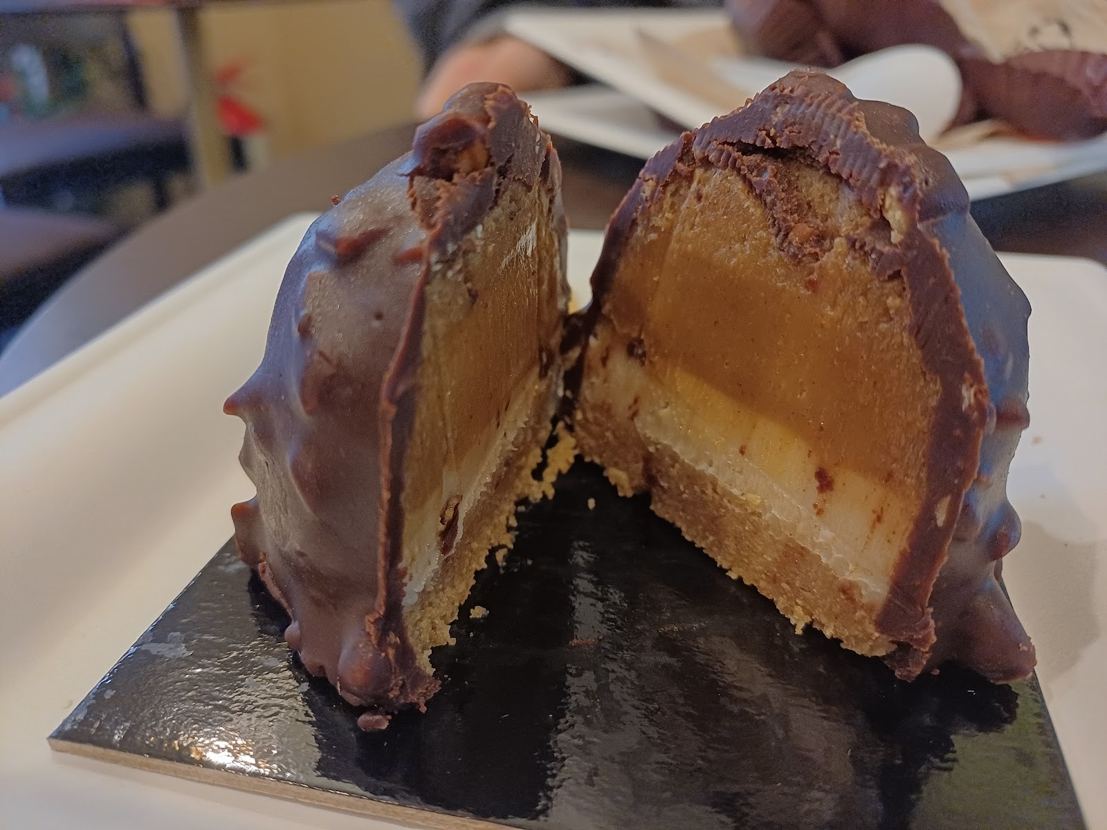 Grezzo Raw Chocolate: food & drinks
