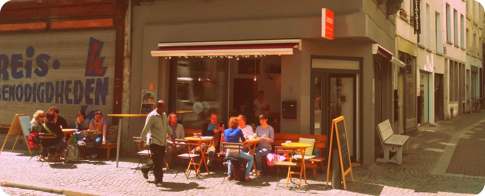 Tartoer - Coffee Bar: the place