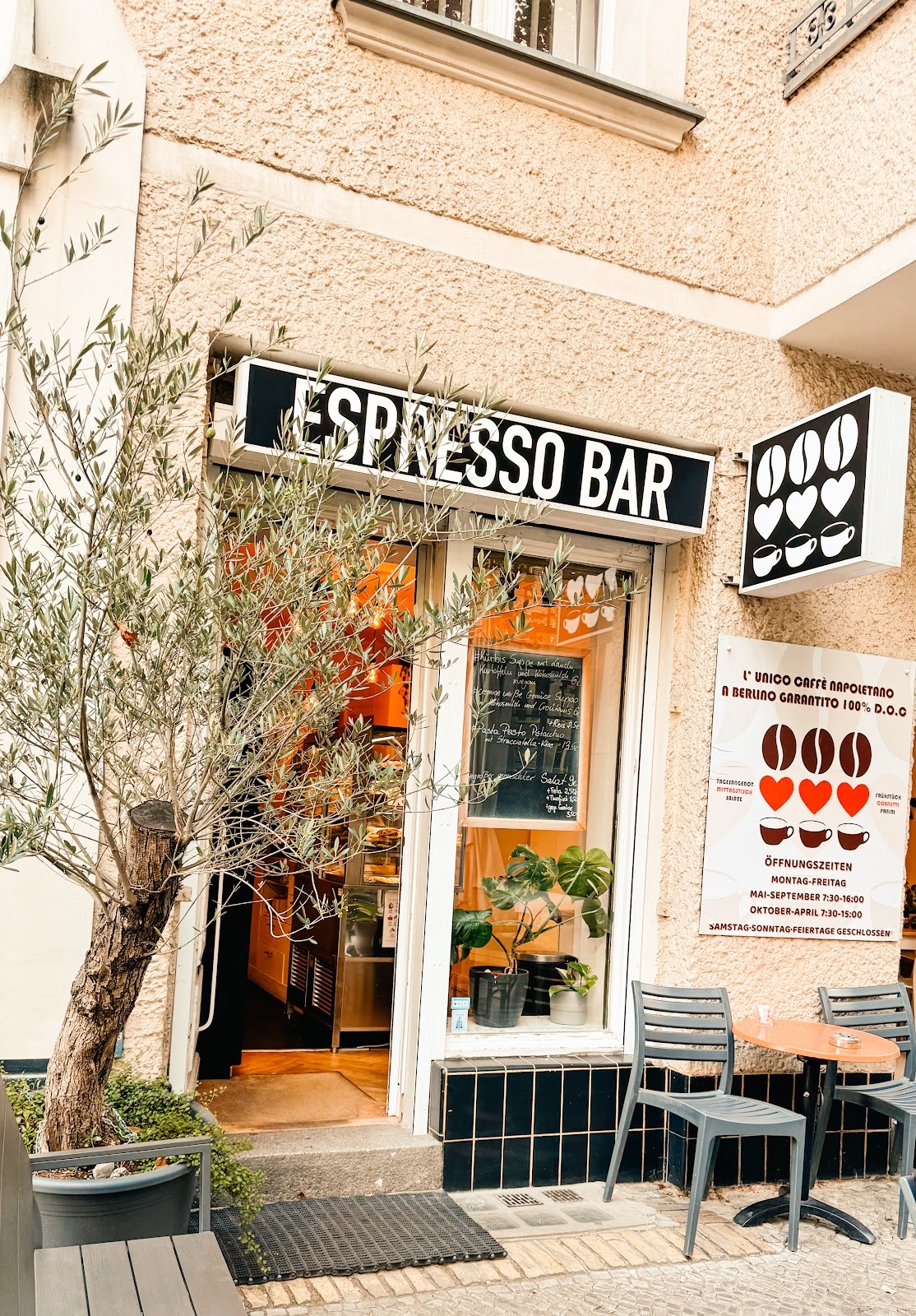 Espresso Bar Café&Lunch: the place