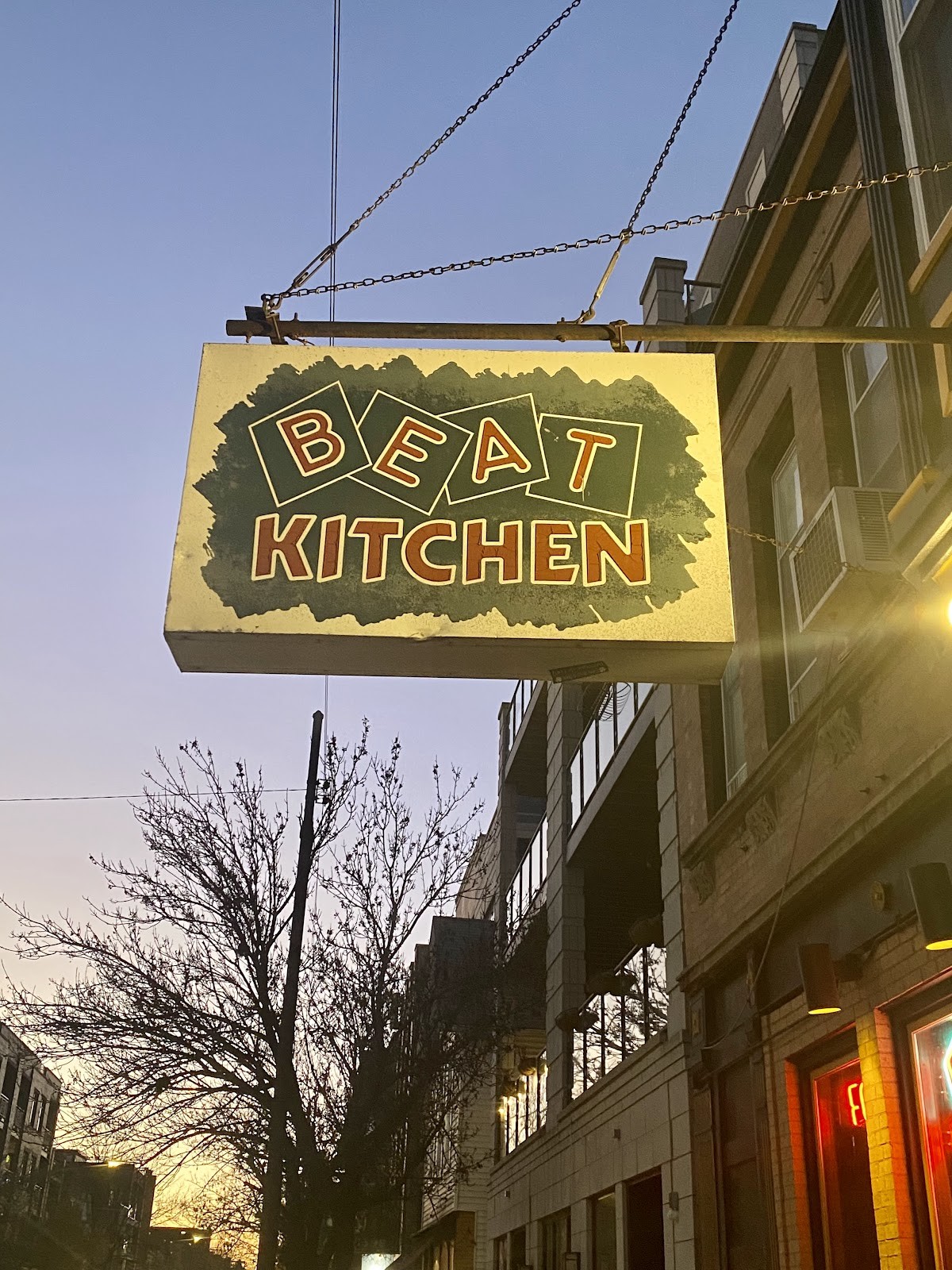 Beat Kitchen: the place