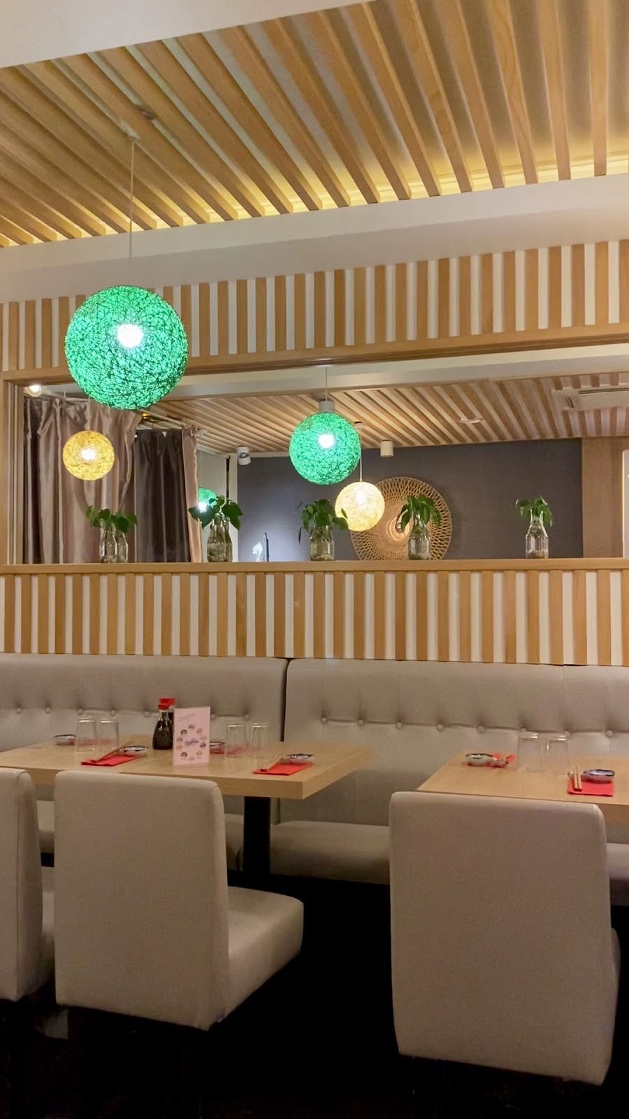 FUJIYAKI PIGALLE RESTAURANT JAPONAIS: the place