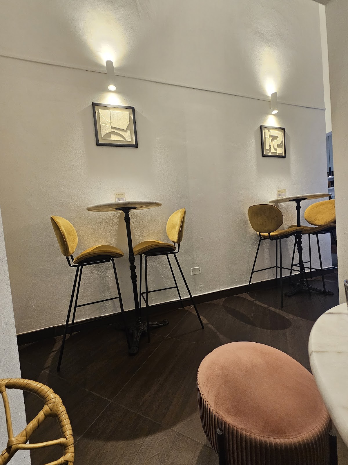 Fancy Bakery & Specialty coffee: the place