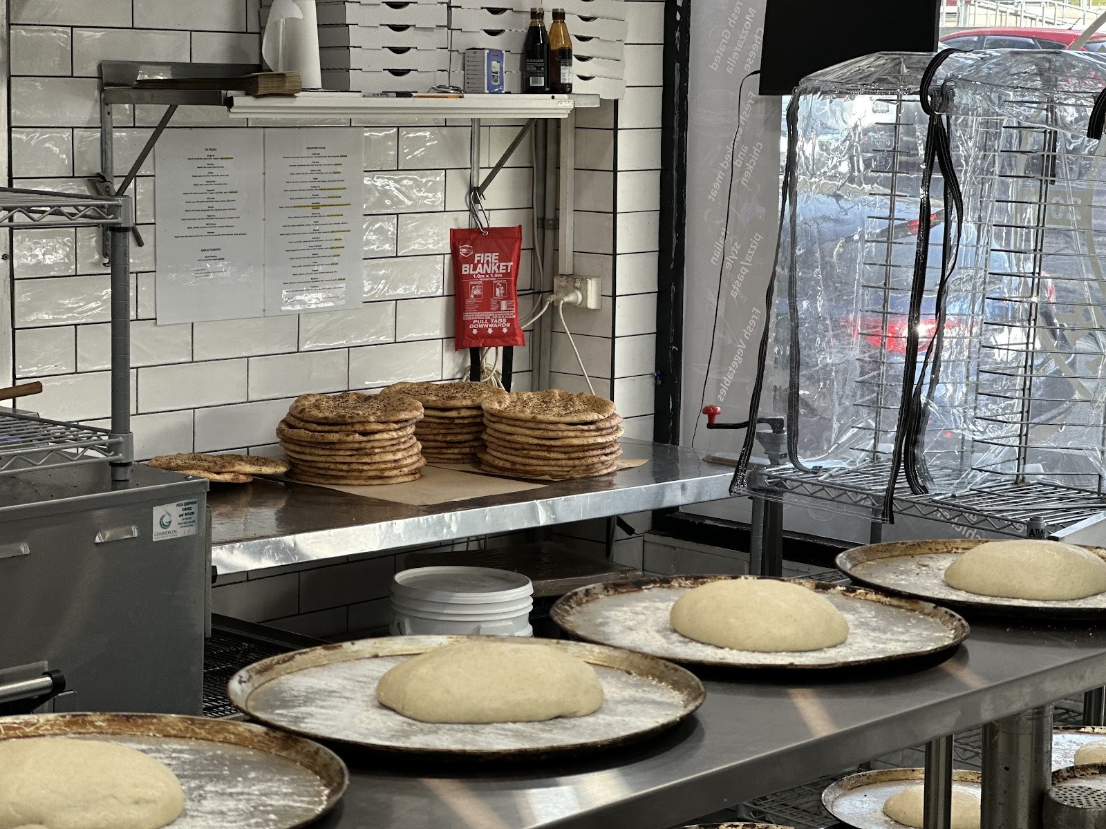 Knead it Pizza Bar: the place