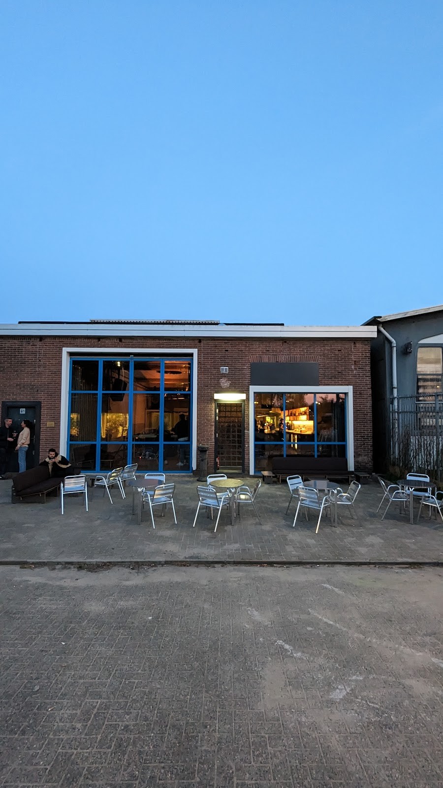 Benelux Bar: the place