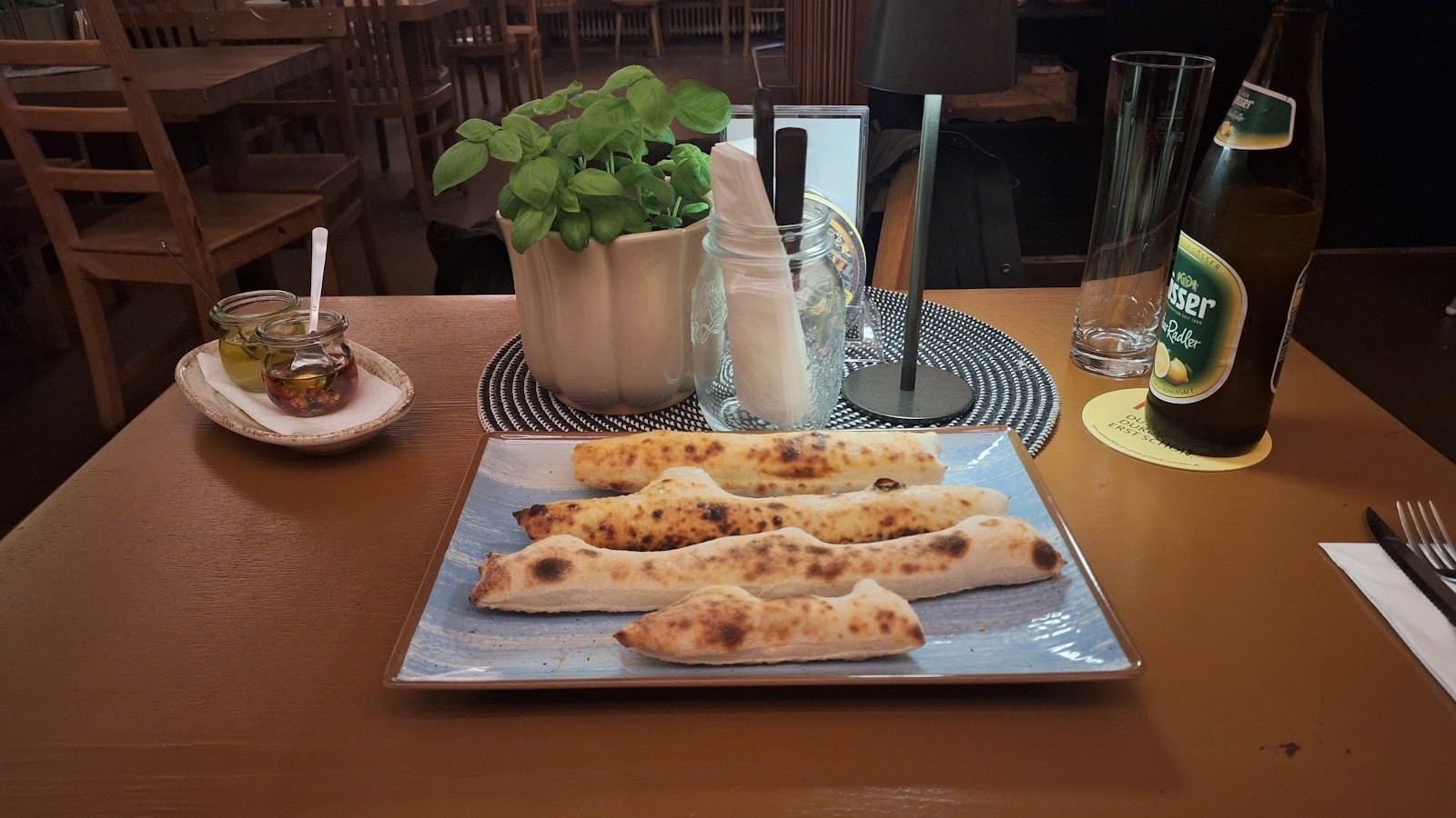 Pizzeria Schwarzlackenau 1150: food & drinks