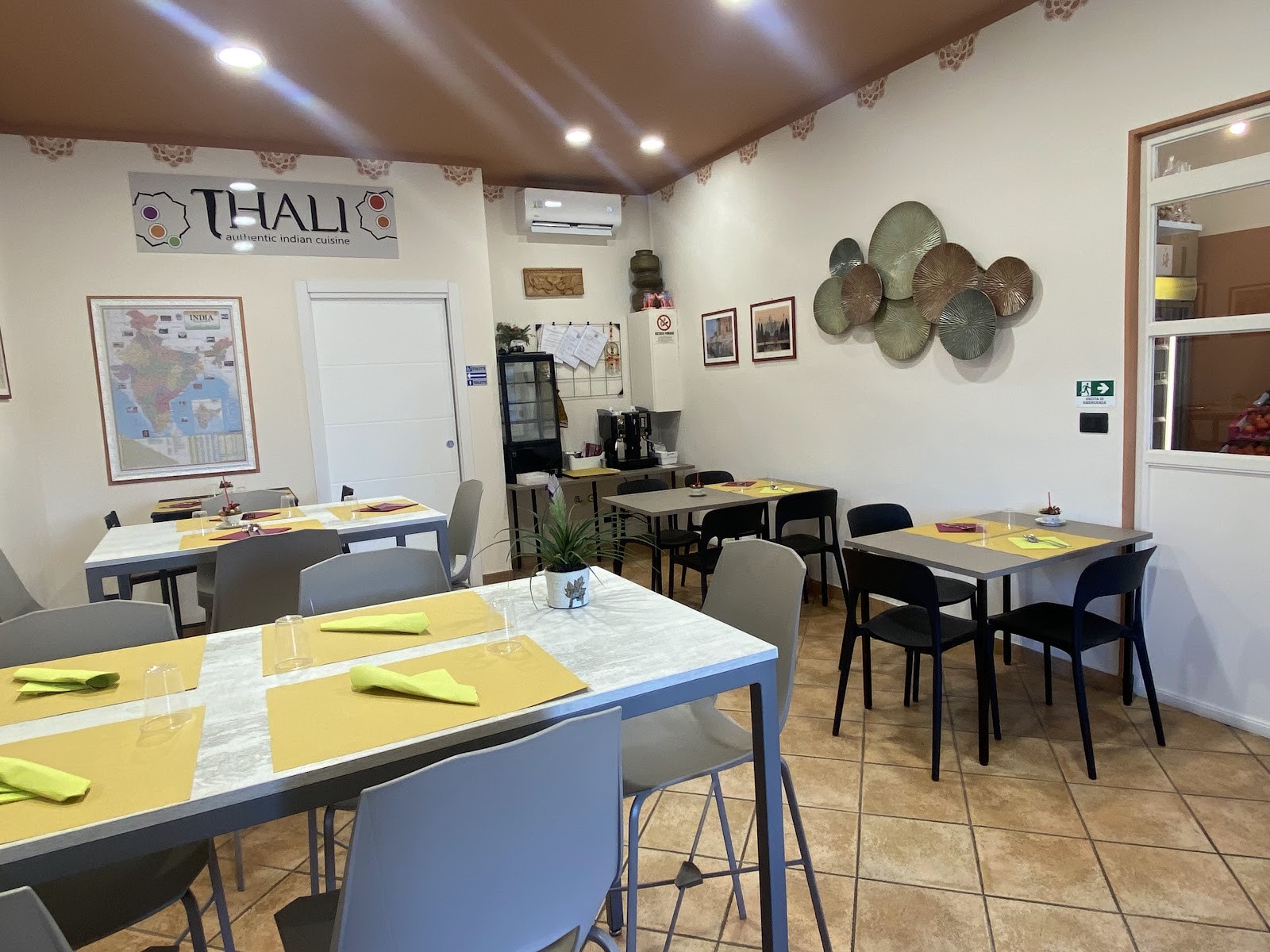 Thali Gastronomia Ristorante Indiana: the place